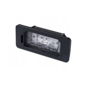 OE BMW E90 F10 F30 X5 Lampka podświetlenie tablicy rejestracyjnej LED 63267193293