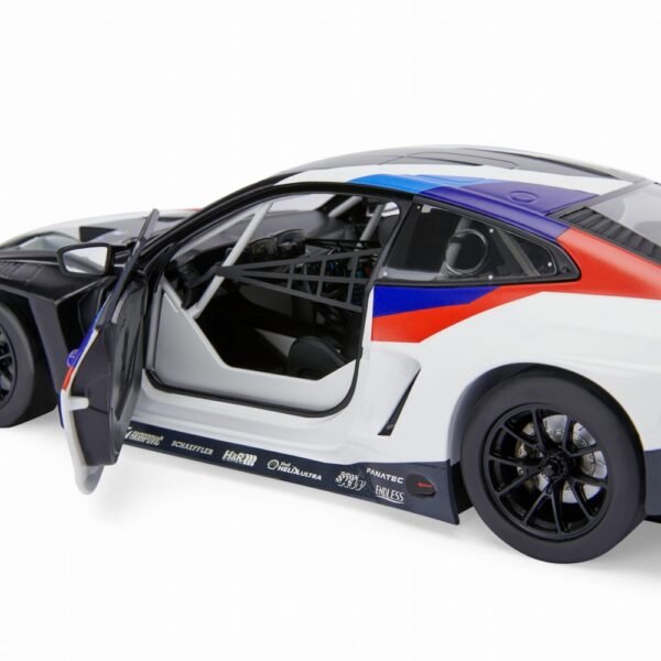Miniatura BMW M4 GT3 1:18 80435A5D002 - obrazek 3